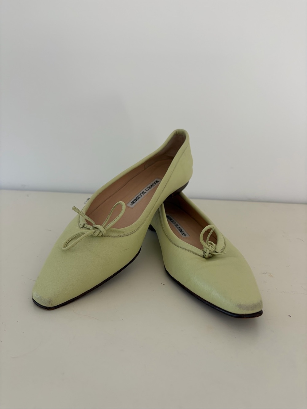 Manolo Blahnik Light Green Pointed Toe Bow Ballet Flats